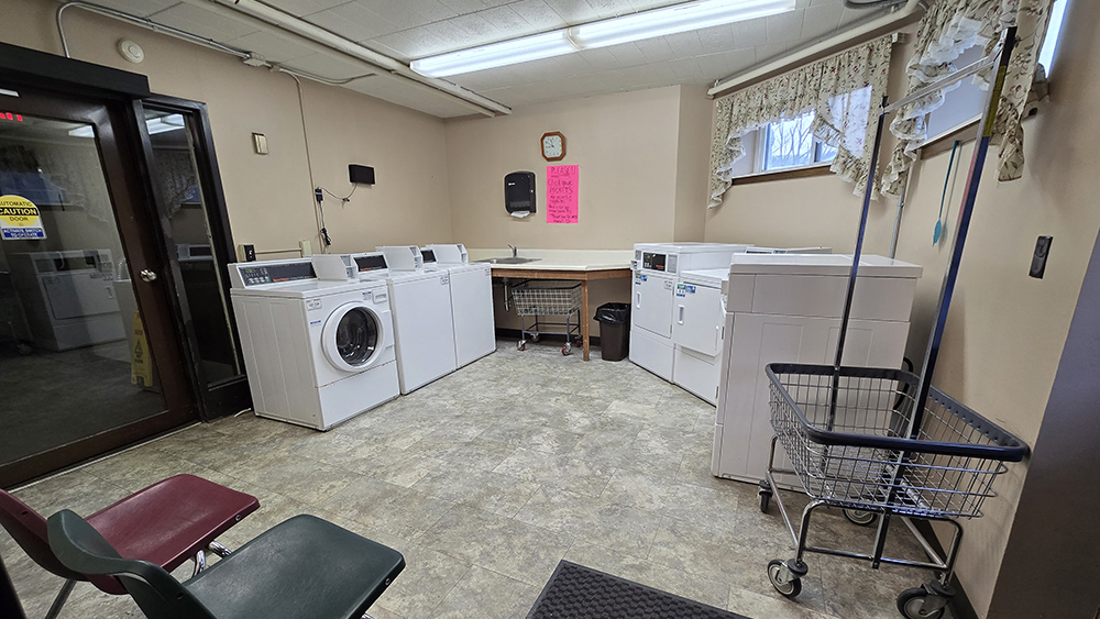 Siverly laundry area image